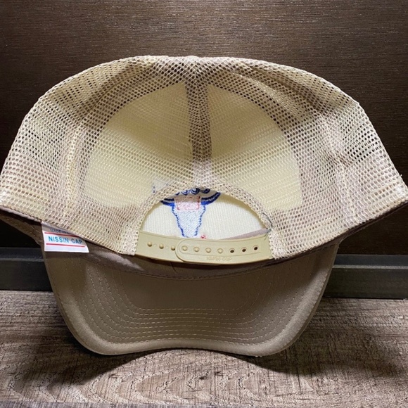 COPY - BRAND NEW Coors Banquet Rodeo beige trucker Hat with snapback - Picture 3 of 3